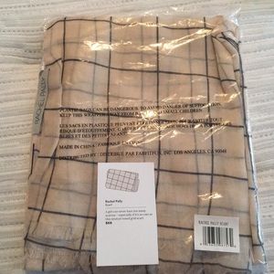 🆕🧣Rachel Pally Scarf